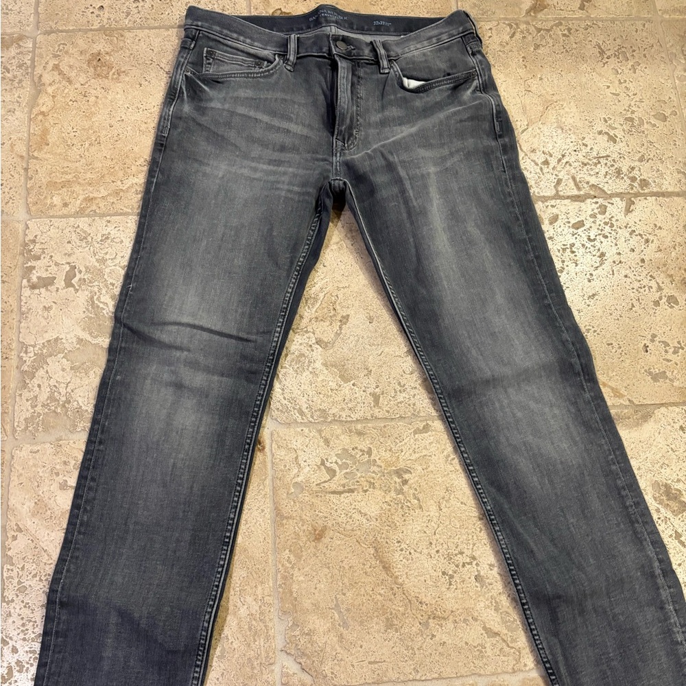 Banana Republic Traveler Jeans 32x32